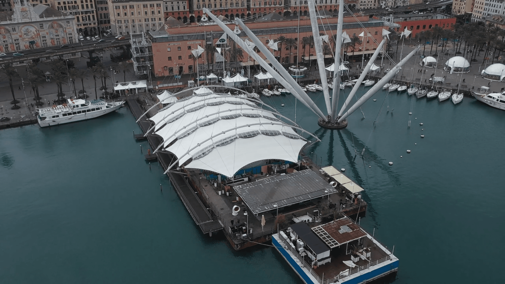 Porto Antico di Genova: Dove la "Superba" riabbraccia il Mare
